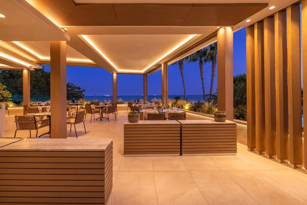 Restaurant, Crowne Plaza Limassol, Cyprus