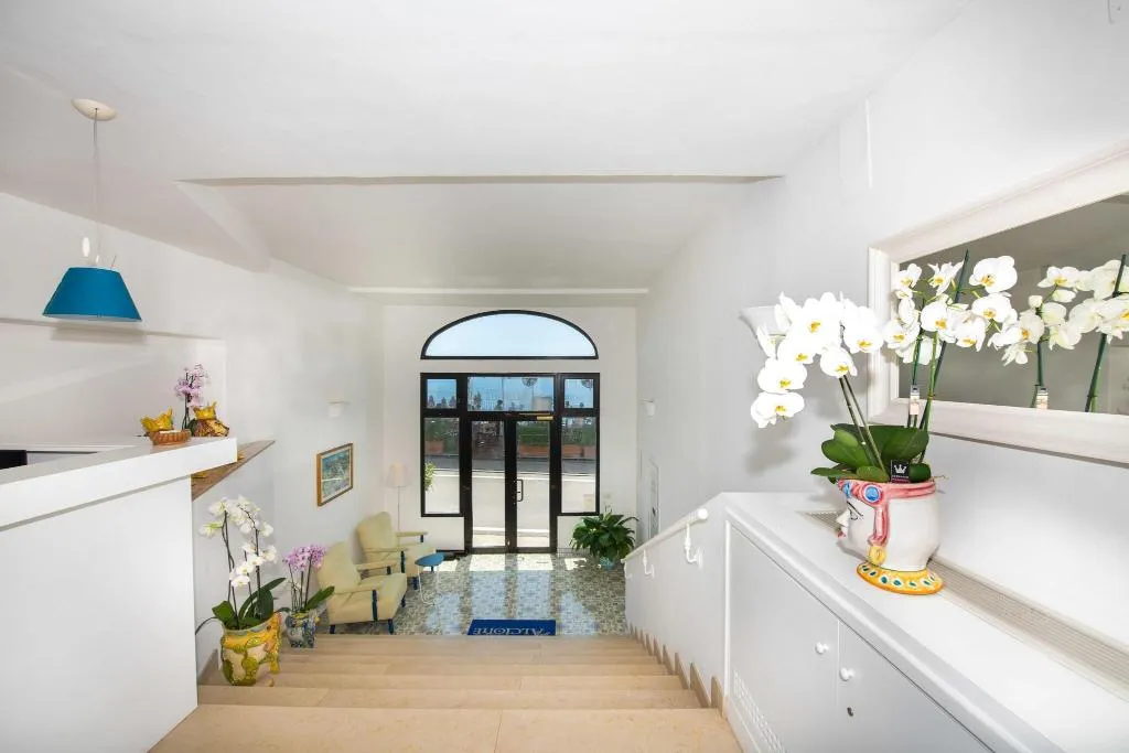 Lobby, Alcione Residence, Naples