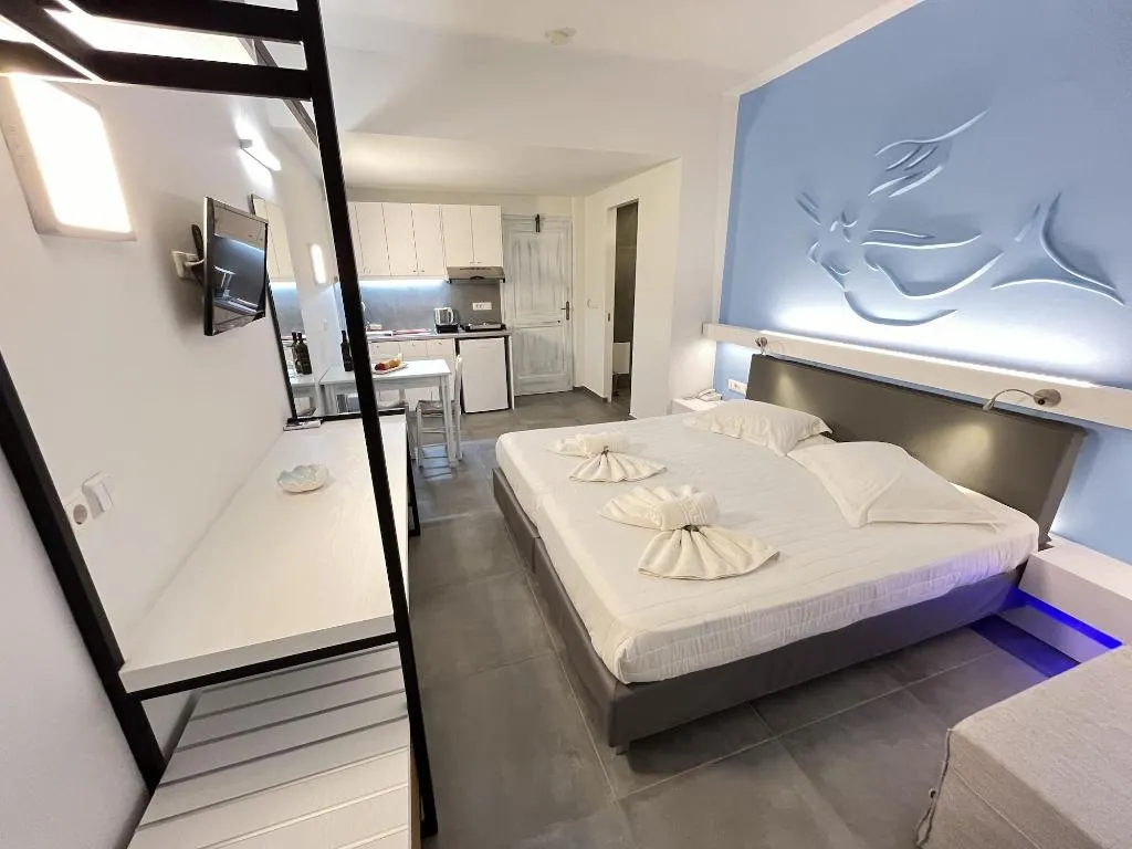 Room, Niriides Hotel, Crete