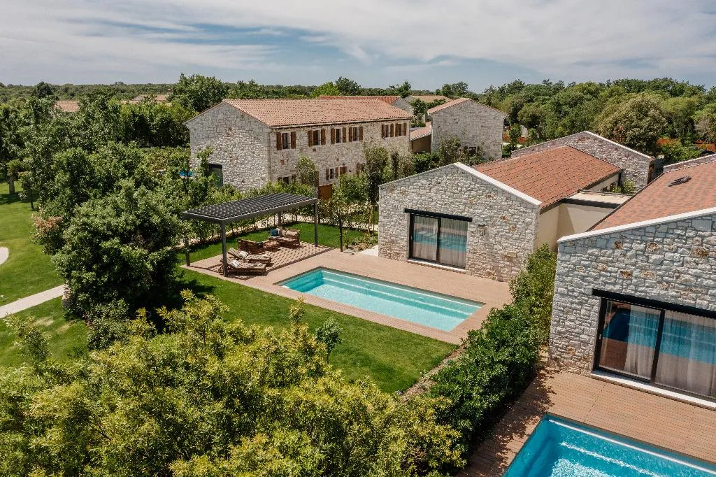 VILLA WITH PRIVATE POOL Room, Meneghetti Wine Hotel & Winery, Istria