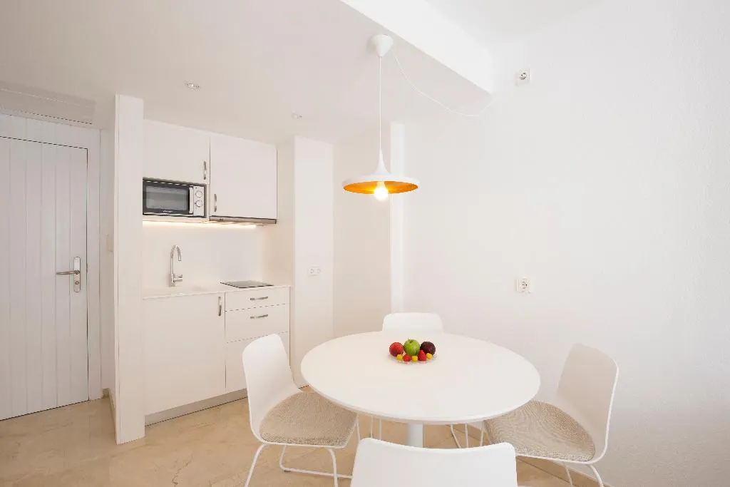 APARTMENT STANDARD Room, Canyamel Sunrise Apartments, Majorca