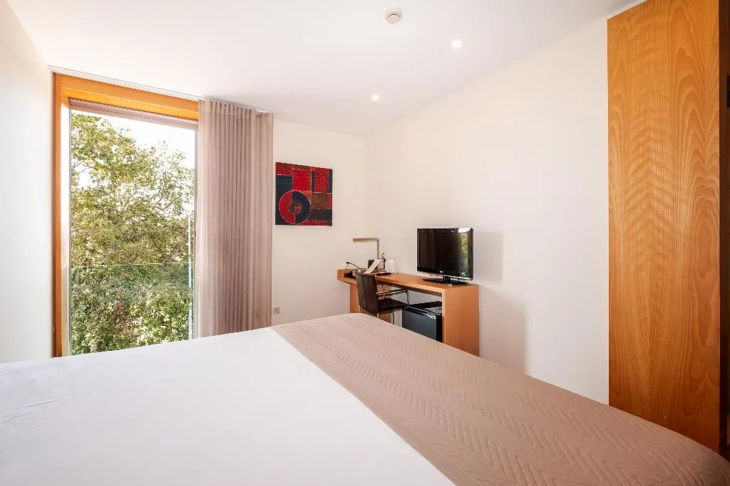 Double or Twin GARDEN VIEW Room, Axis Ponte de Lima Golf Resort, Porto