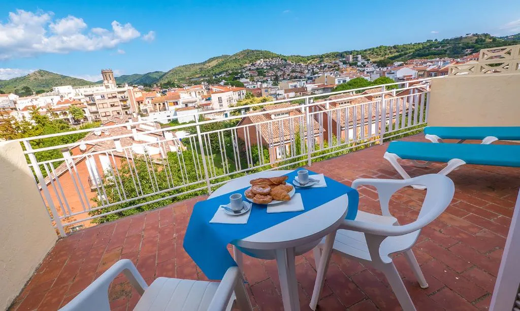 Double or Twin SUPERIOR Room, Checkin Pineda, Costa Brava