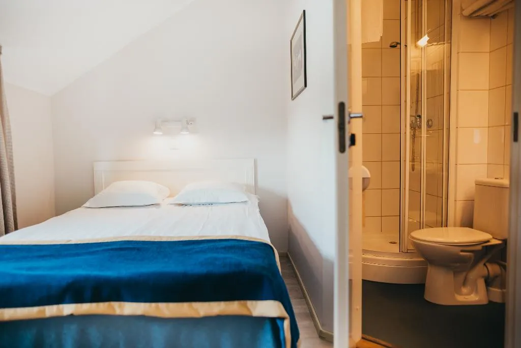 DOUBLE STANDARD Room, Economy Hotel, Tallinn