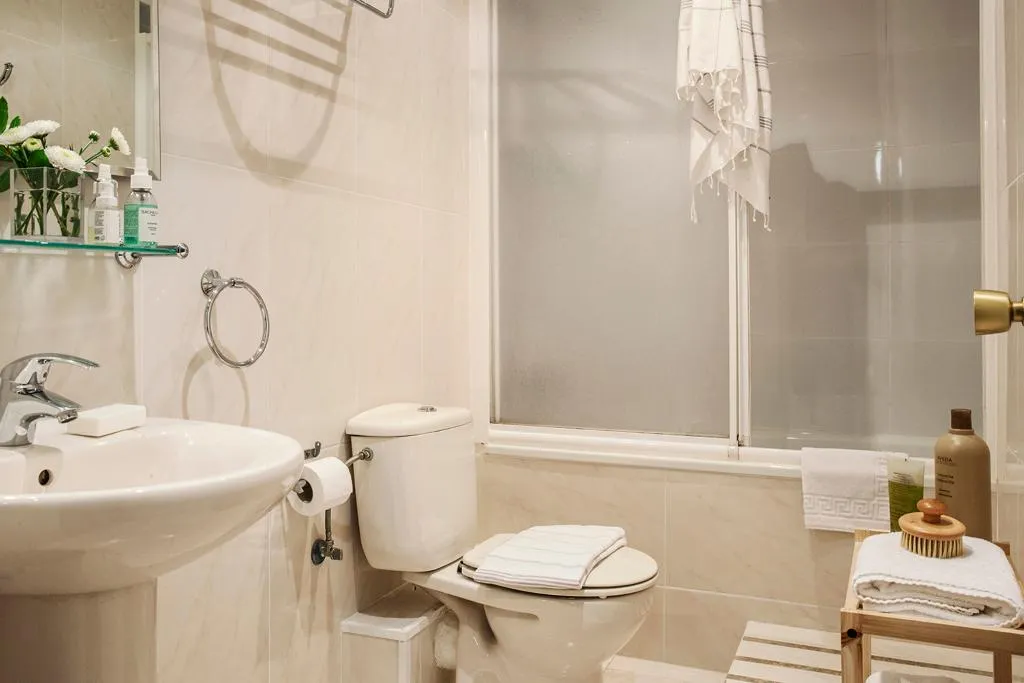 DOUBLE CAPACITY 1 Room, AinB Eixample Muntaner, Barcelona