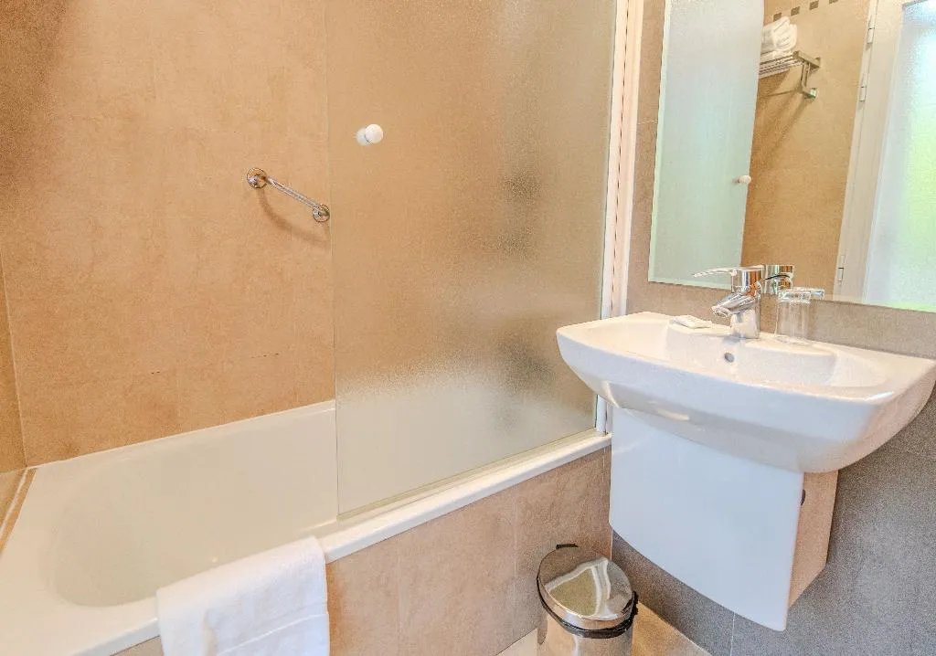 Double or Twin BASIC Room, ITC Mora by Soho Boutique, Madrid