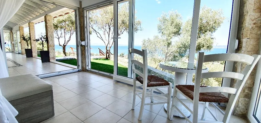 SUITE SEA VIEW TWO BEDROOMS Room, Bungalow White Apartments and Suits, Halkidiki