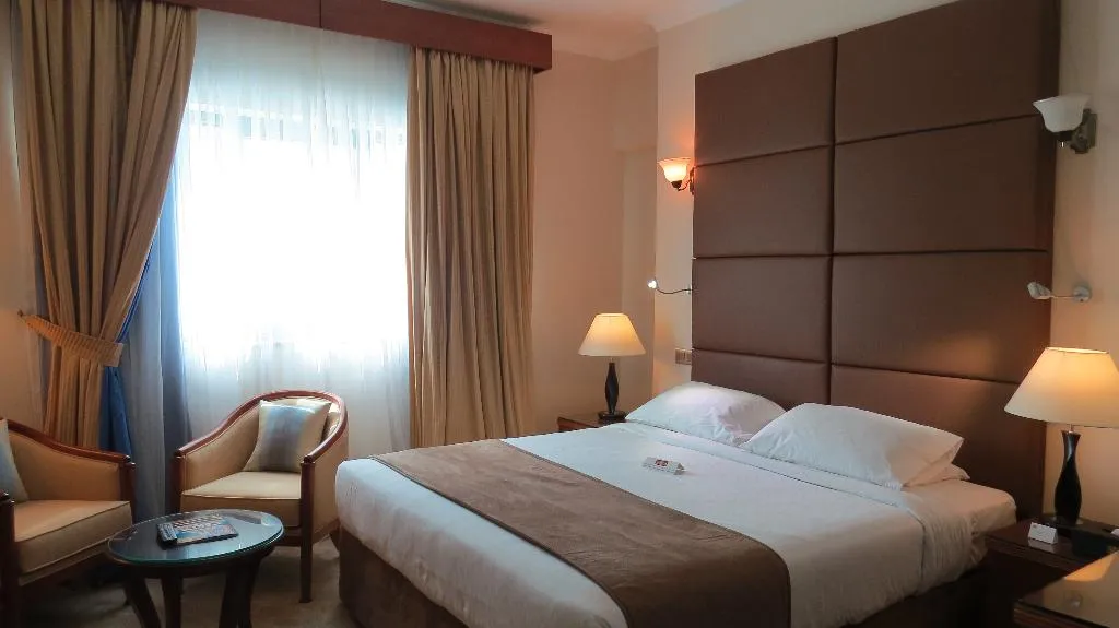 Double or Twin DELUXE Room, The Park Hotel Ex Al Jawhara Gardens, Dubai