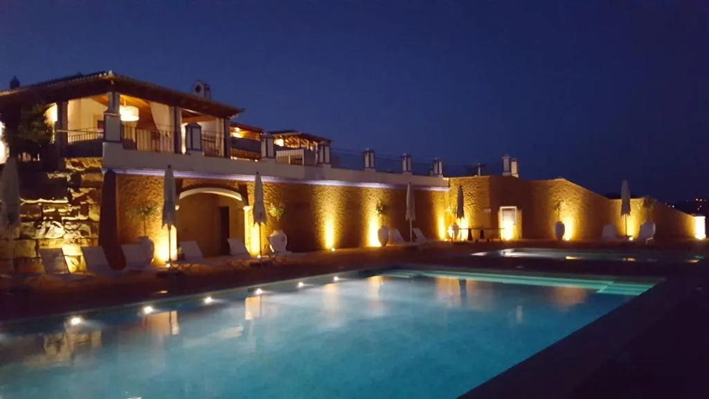 VILLA SEVEN BEDROOMS WITH PRIVATE POOL Room, Shantivillas, Algarve