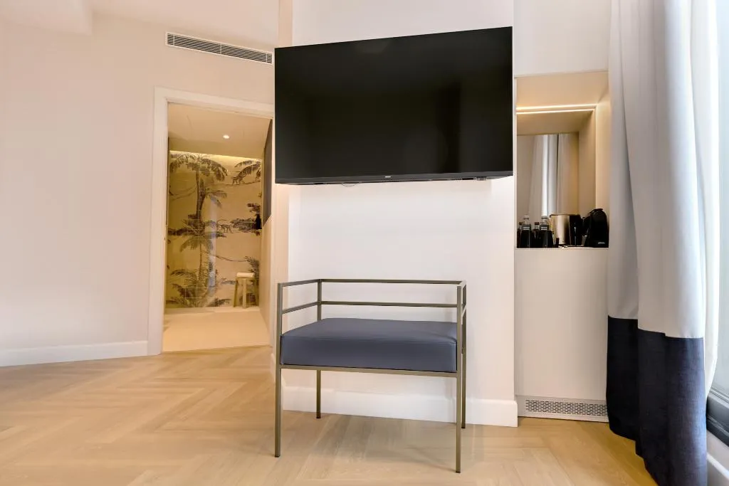 JUNIOR SUITE STANDARD Room, Sercotel Sevilla Don Luciano, Seville