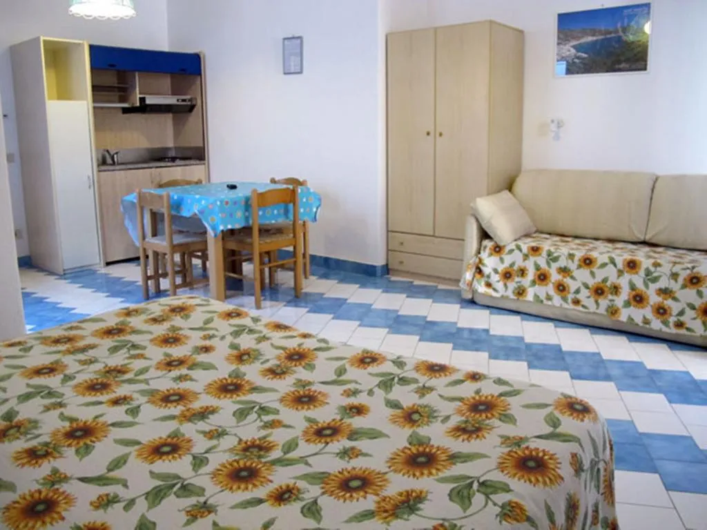 STUDIO STANDARD Room, Residence Villa Marinù, Naples
