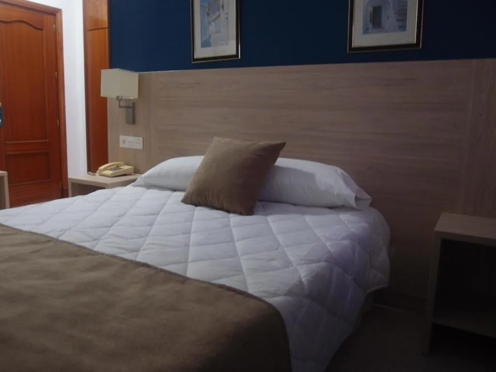 SINGLE STANDARD Room, Catalan Hotel, Costa De La Luz