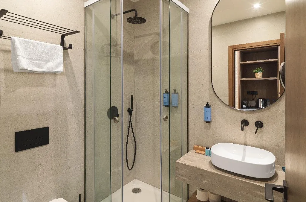 DOUBLE STANDARD Room, Leonardo Boutique Hotel Larnaca, Cyprus