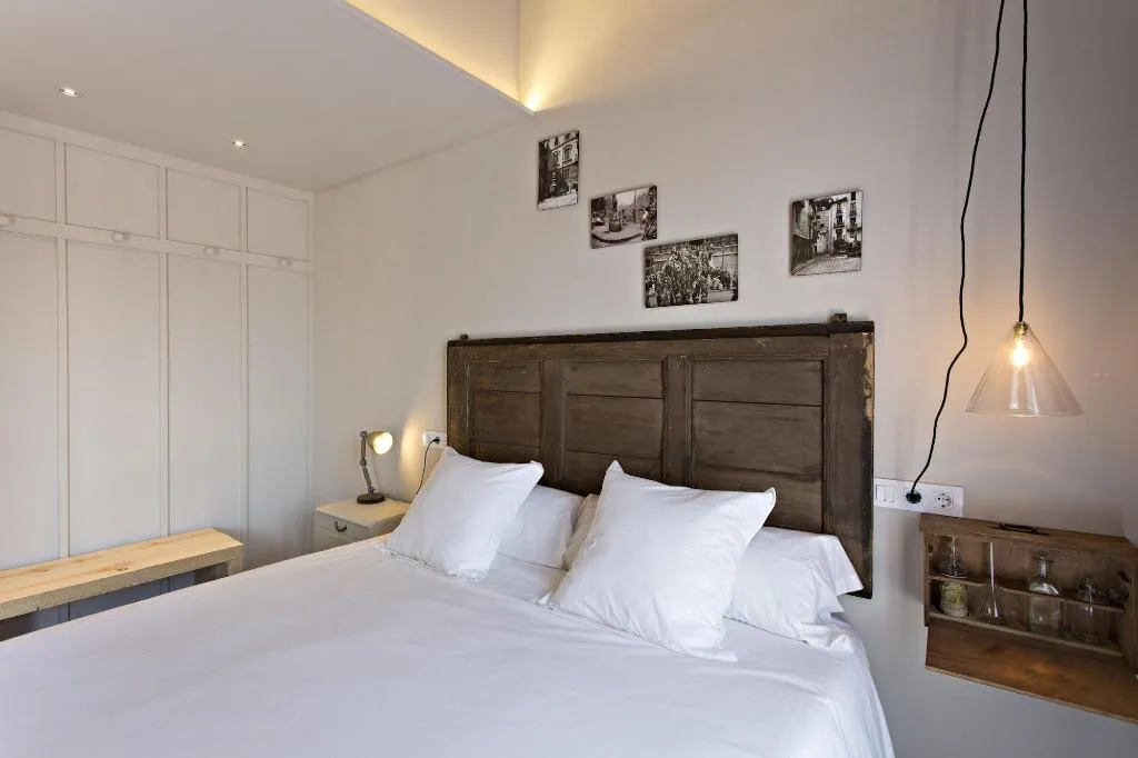 Room, El Jardinet De Sant Esteve, Barcelona