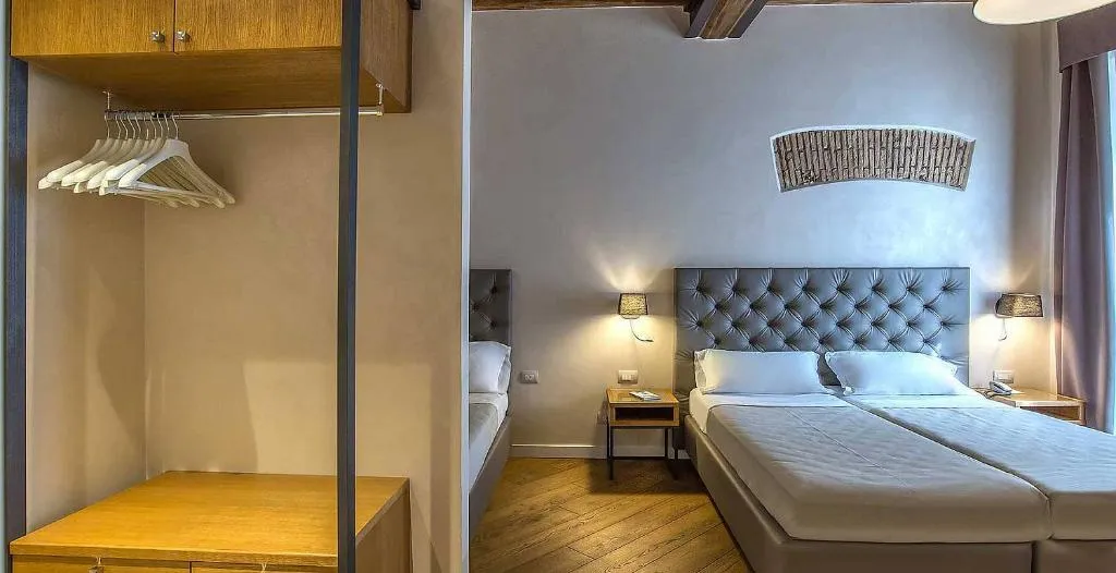 TRIPLE SUPERIOR Room, Elite, Rome