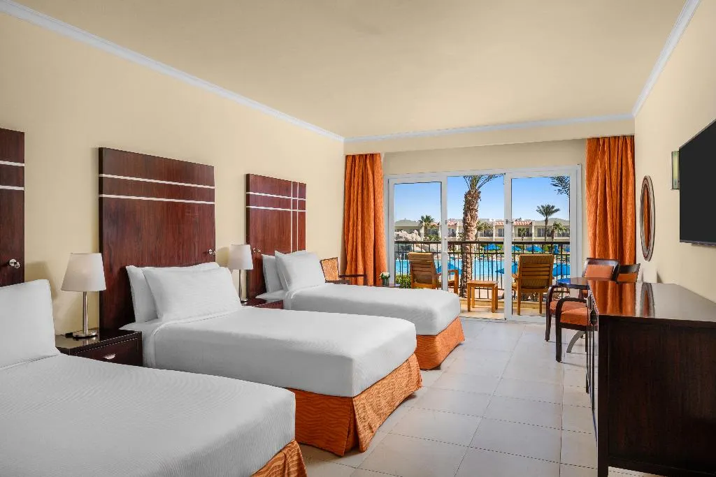 TRIPLE DELUXE Room, DoubleTree by Hilton Sharm El Sheikh - Sharm Bay, Red Sea Riviera