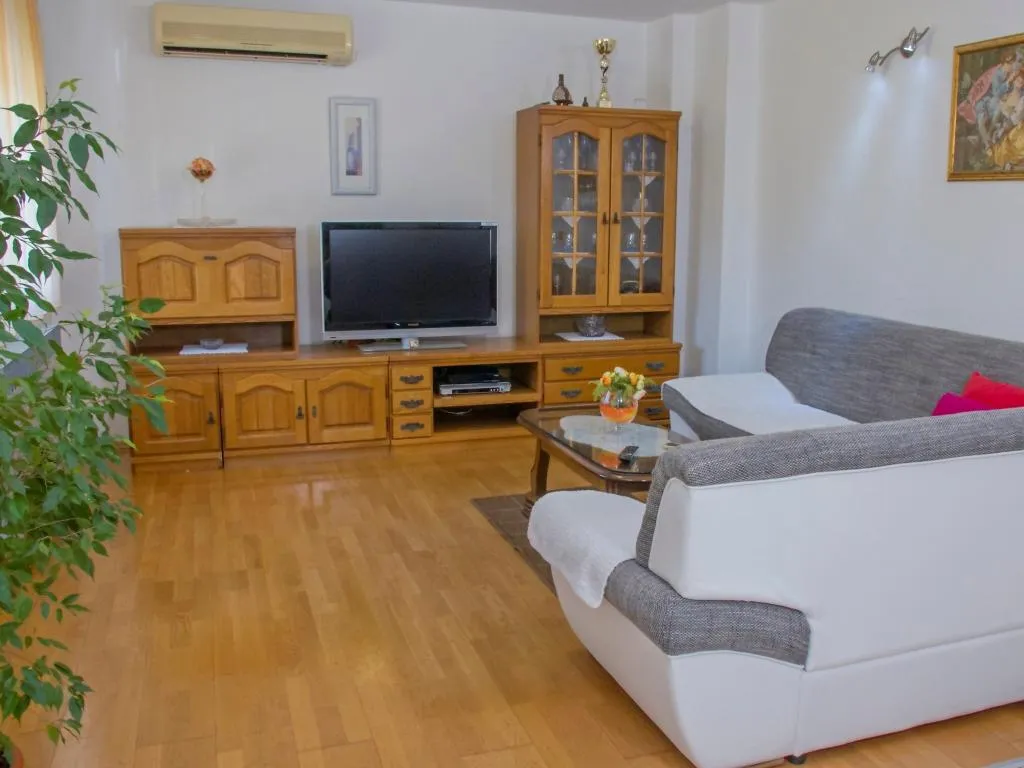 APARTMENT CAPACITY 6 Room, LUX apartments Ante, Split