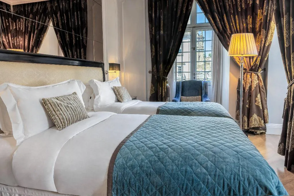 TWIN CLASSIC CITY VIEW Room, InterContinental Porto Palacio das Cardosas, Porto