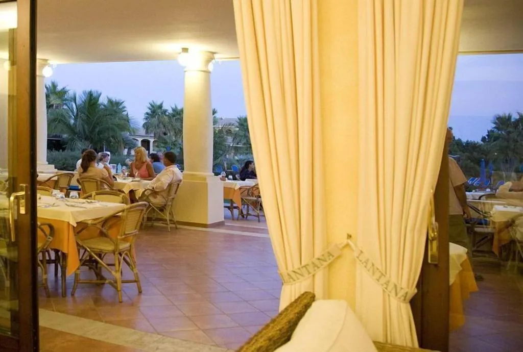Restaurant, Lantana Resort Hotel & Apartments, Cagliari