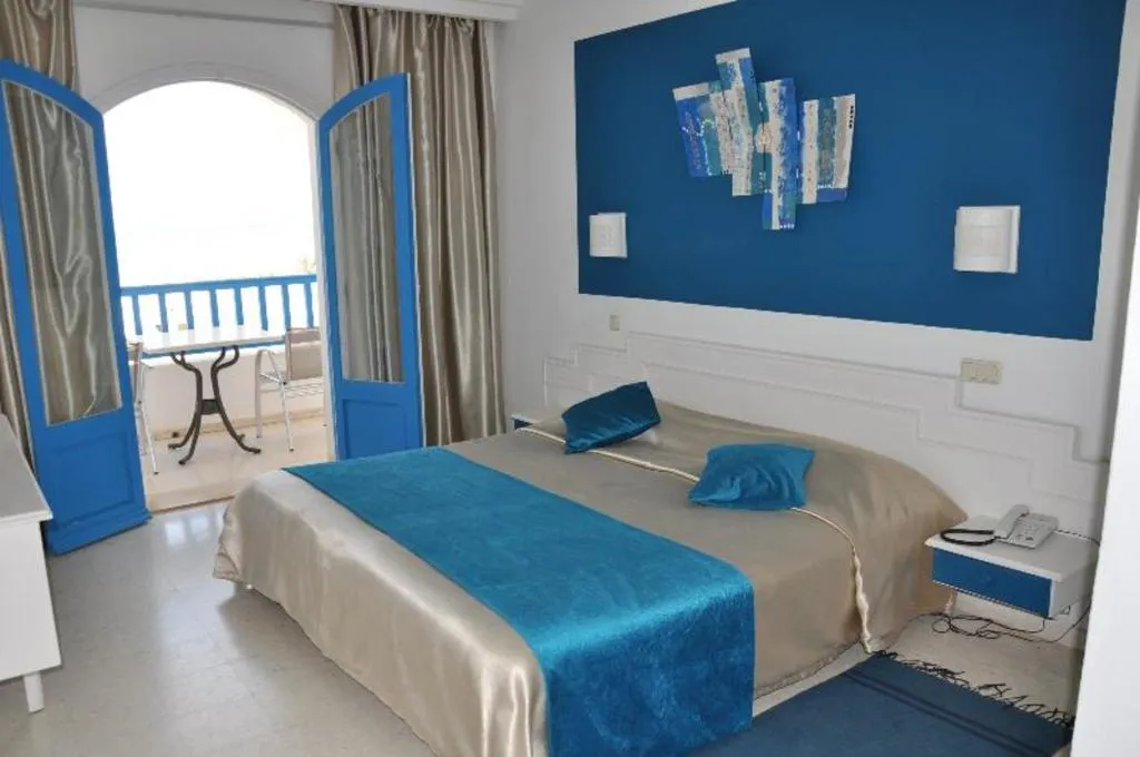 TRIPLE POOL VIEW Room, Dar Salem, Tunisia