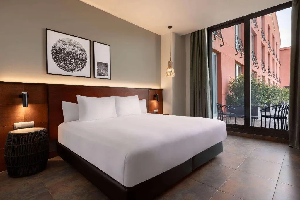 DOUBLE Accessible Room, Dolce By Wyndham Barcelona Resort, Barcelona