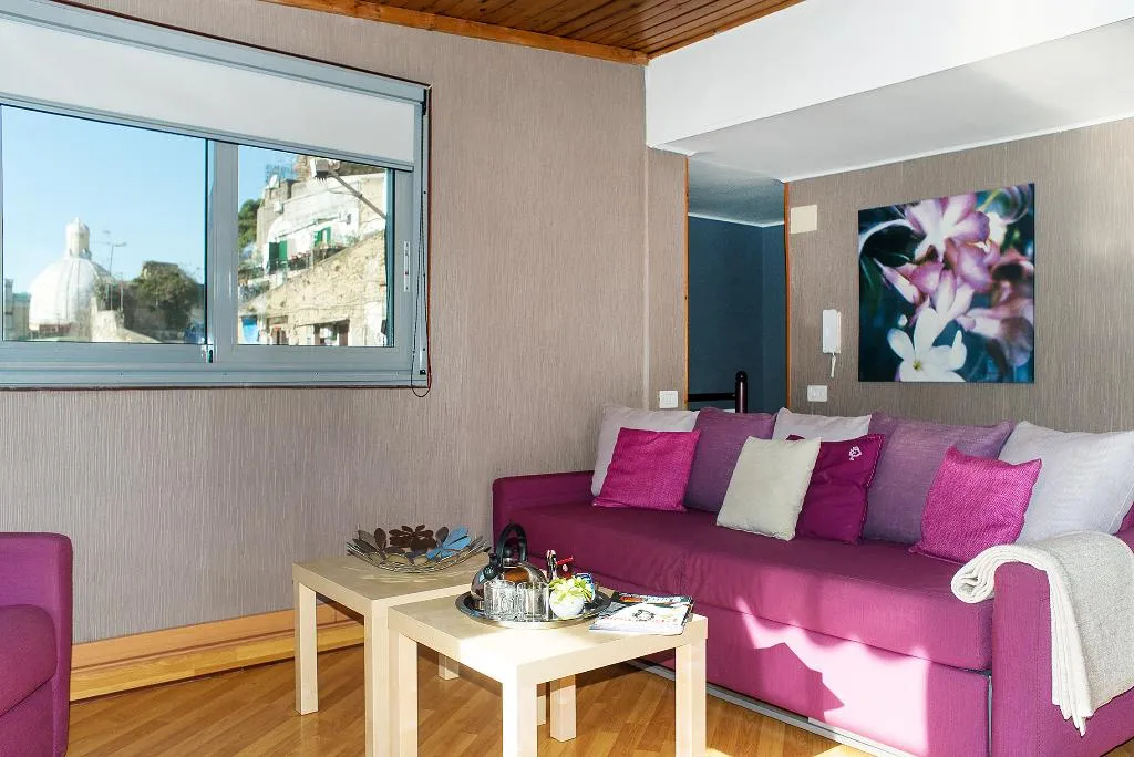 APARTMENT CAPACITY 4 Room, Residenza Echia, Naples