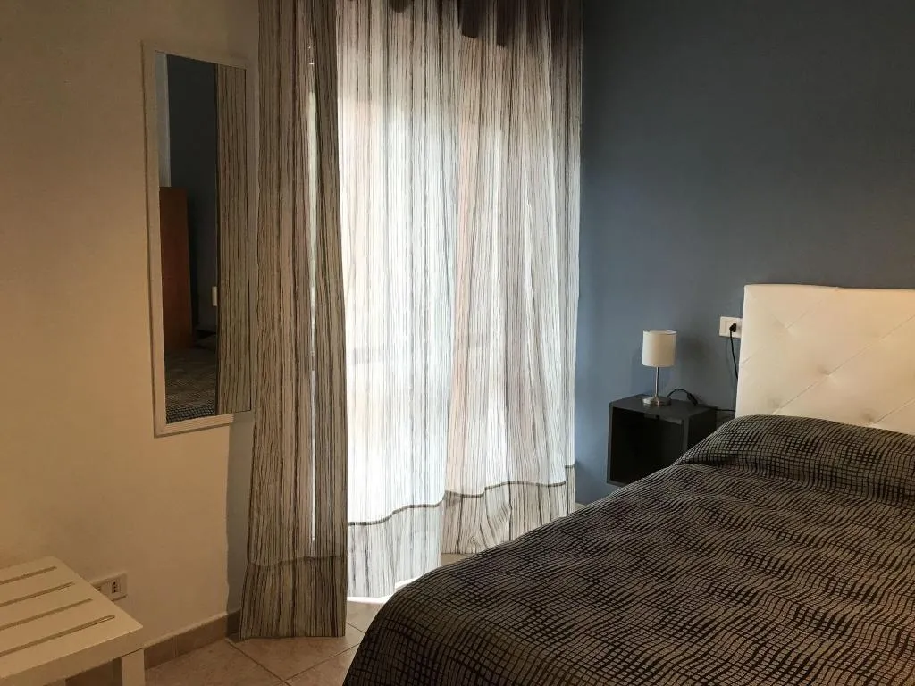 Room, Bed and Breakfast Triscele, Catania