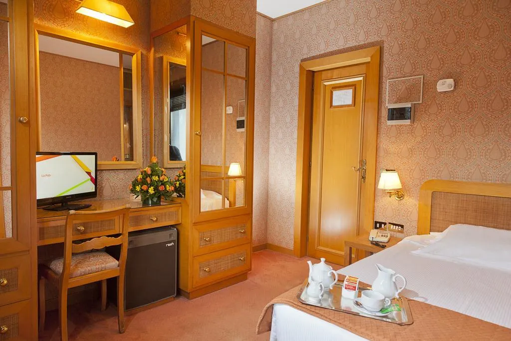 SINGLE CLASSIC Room, Polo, Rome