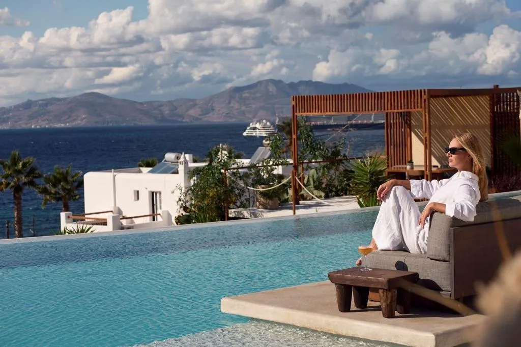 Sports and Entertainment, Mykonos Earth, Mykonos