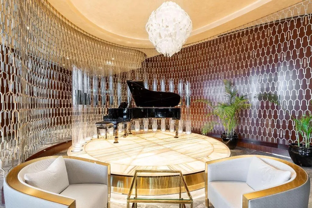 Bar, Paramount Hotel Dubai, Dubai