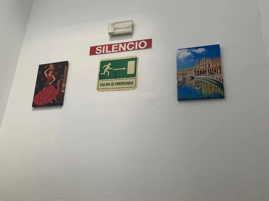 General view, Hostal Alcobia, Seville