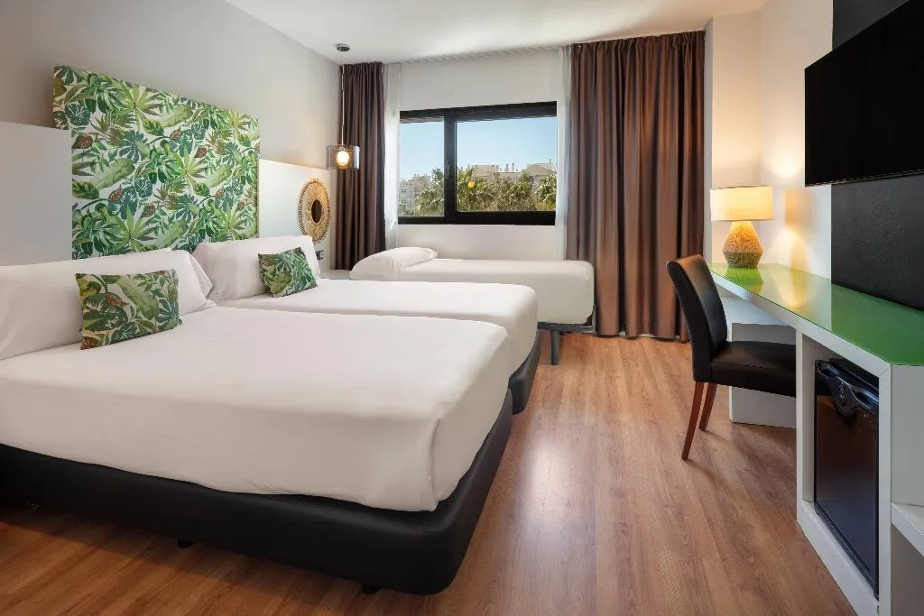 TRIPLE STANDARD Room, Catalonia Malaga, Costa Del Sol