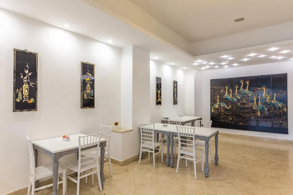 Bar, Sakura Hotel, Naples
