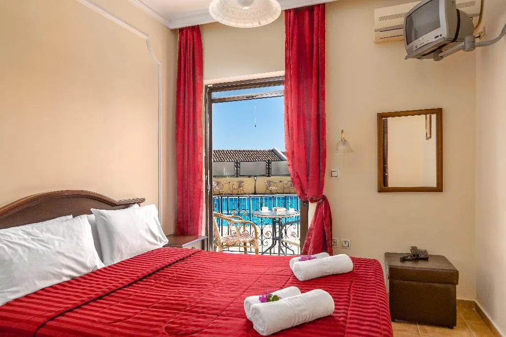 FAMILY ROOM POOL VIEW Room, Corfu Secret, Corfu