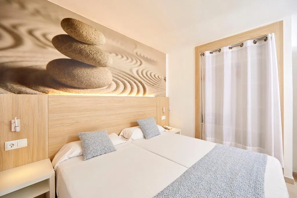 APARTMENT WITH BALCONY Room, Sun Beach, Majorca