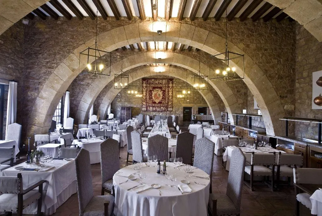 Restaurant, Parador de Sigüenza, Madrid
