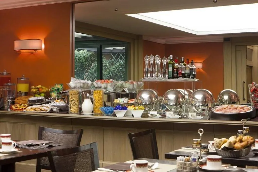 Restaurant, Dei Borgognoni, Rome
