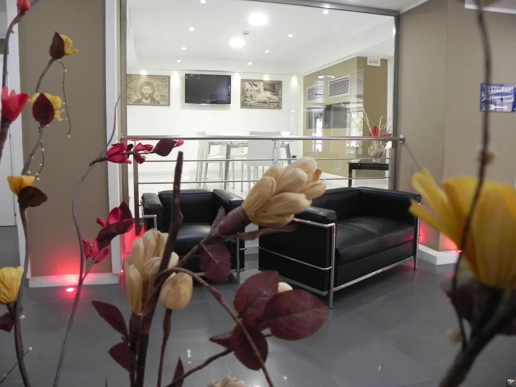 Sports and Entertainment, Cristal Hotel Palermo, Palermo