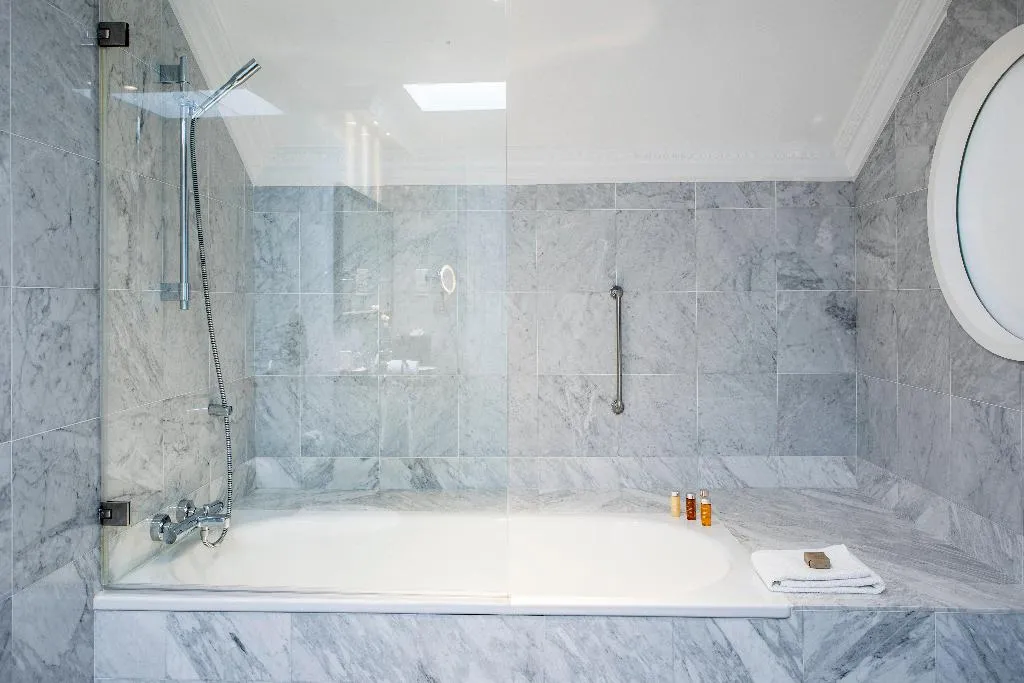 SUITE STANDARD Room, InterContinental Porto Palacio das Cardosas, Porto
