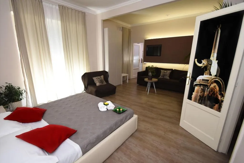 Room, Prestige B&B, Catania