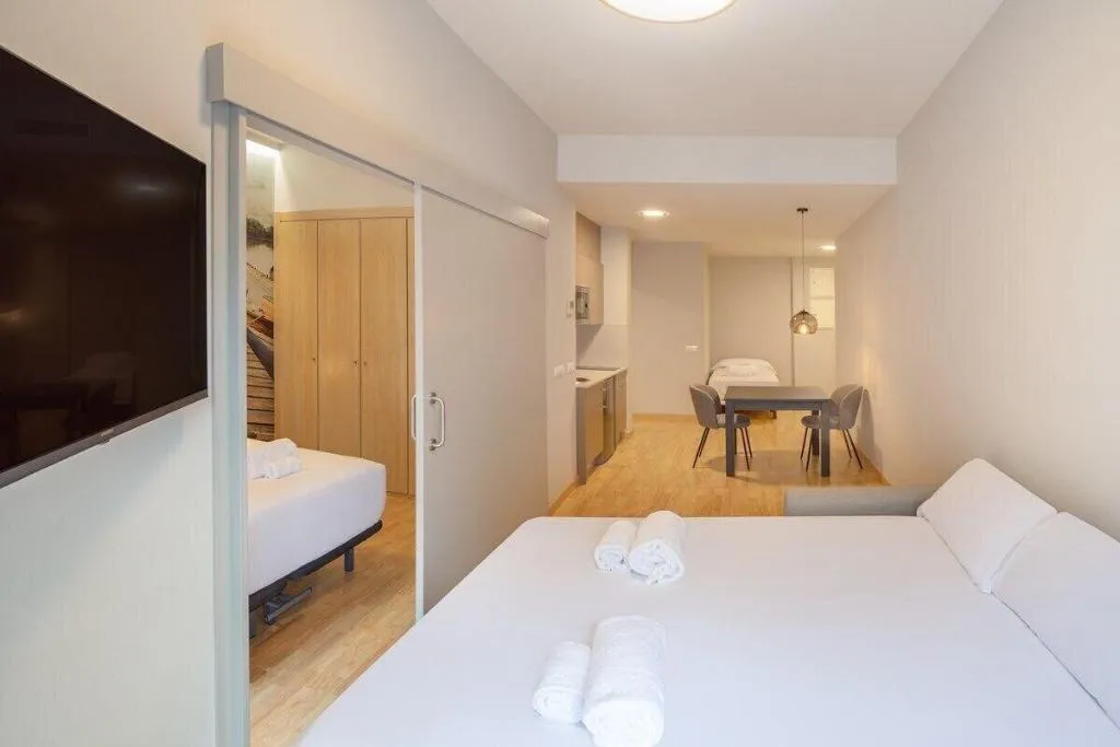 Room, Palau Suites & Apartments, Valencia