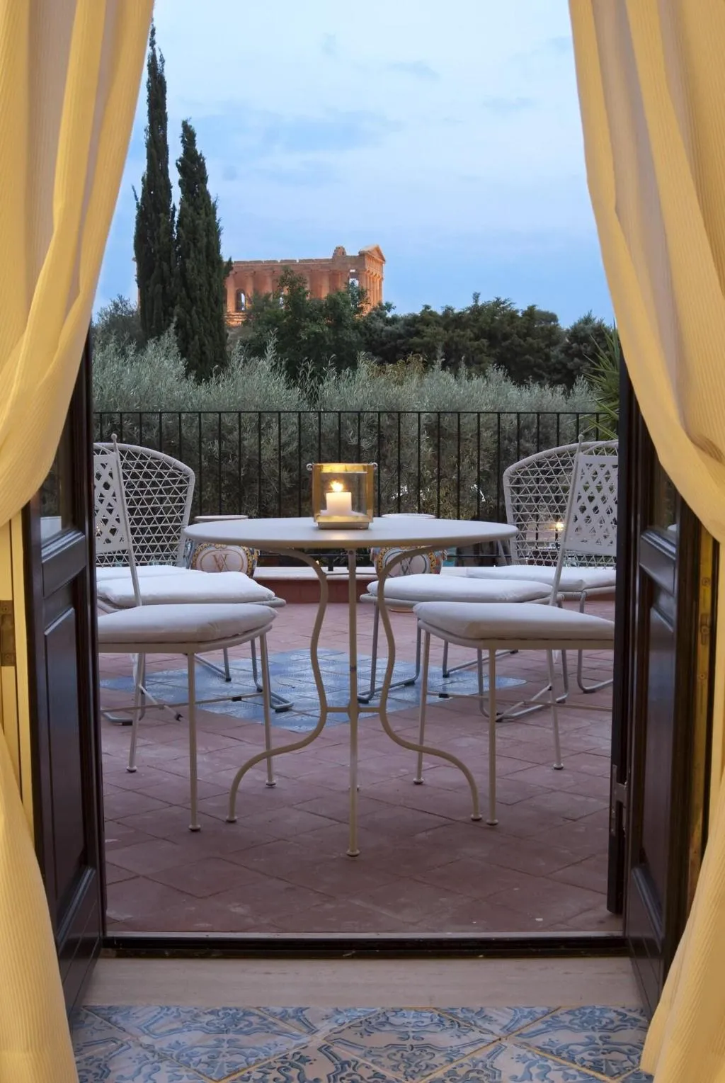DOUBLE DELUXE QUEEN BED Room, Villa Athena, Catania