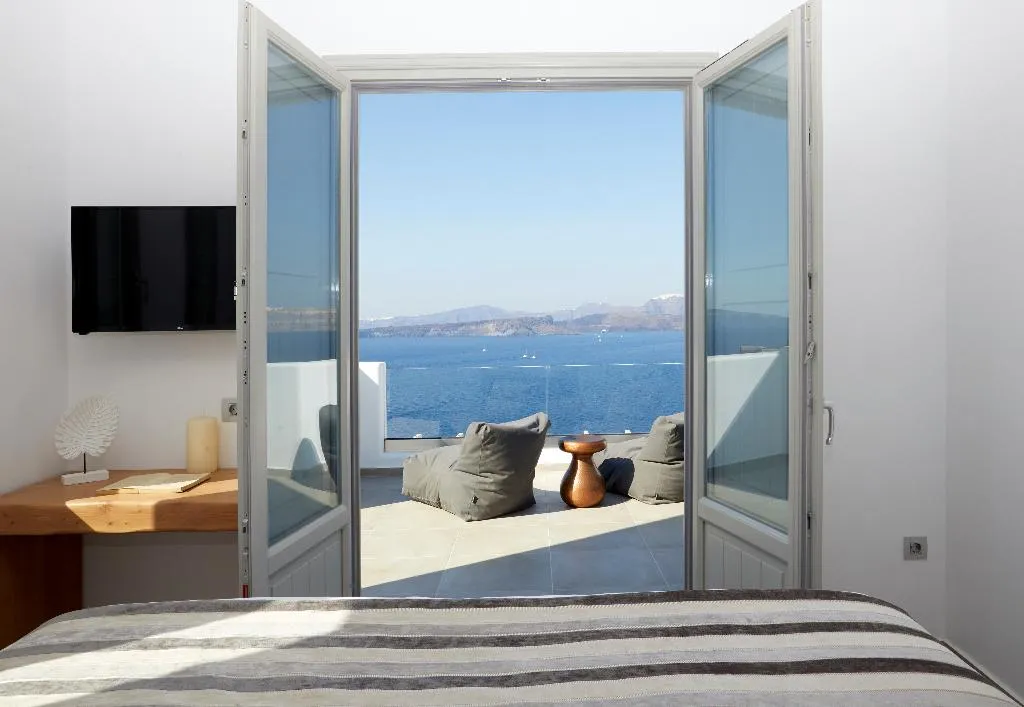 SUITE WITH PRIVATE POOL Room, Phos The Boutique Luxury Hotel & Villas, Santorini