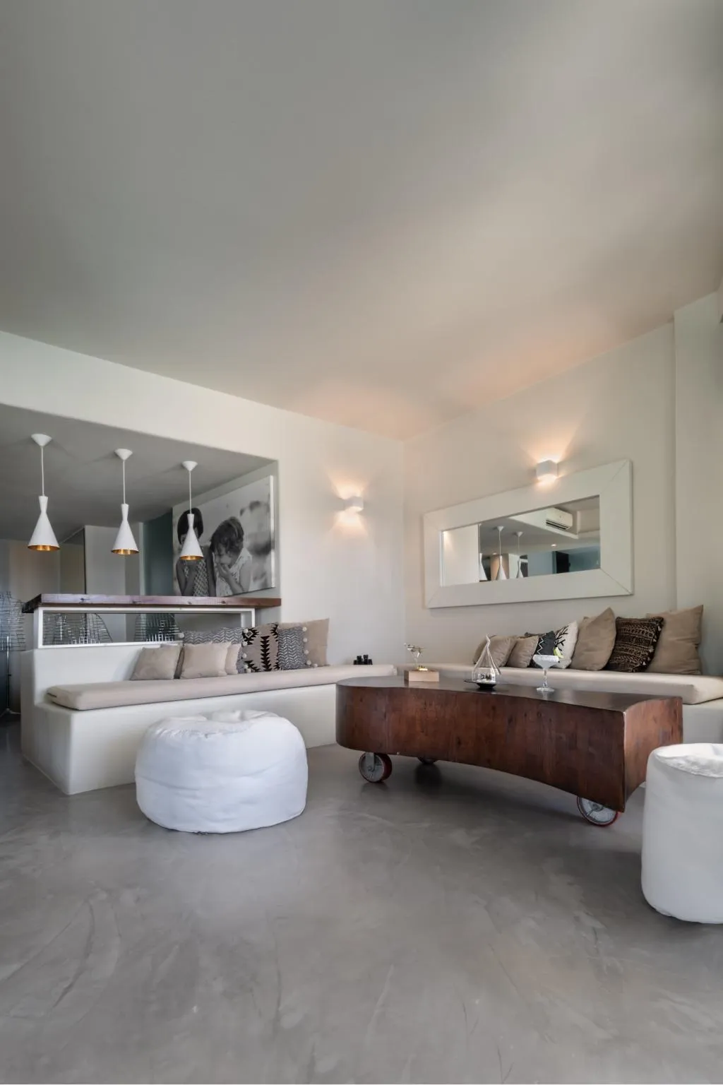 SUITE WITH PRIVATE POOL Room, West East Suites, Santorini