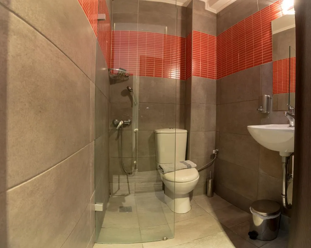 TWIN STANDARD Room, Cosmopolit, Athens