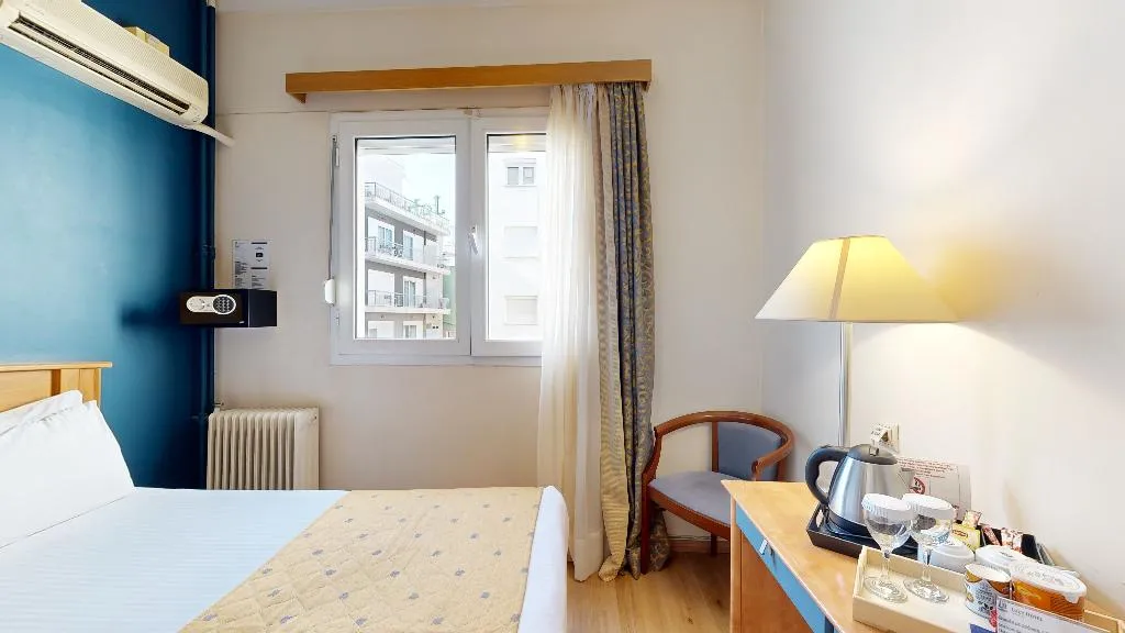 DOUBLE ECONOMY Room, Lucy Hotel, Athens
