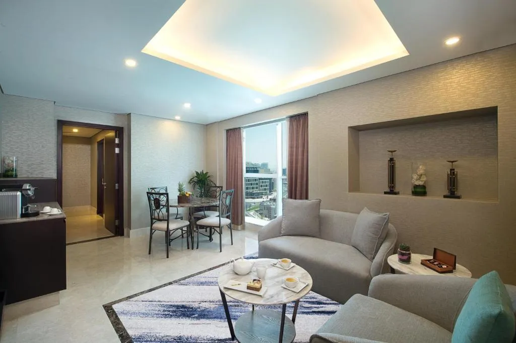 SUITE EXECUTIVE KING BED Room, Grand Mercure Business Bay, Dubai