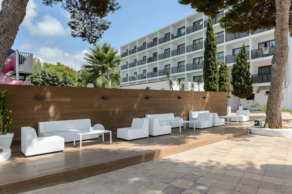 Terrace, Vibra Mare Nostrum Hotel, Ibiza