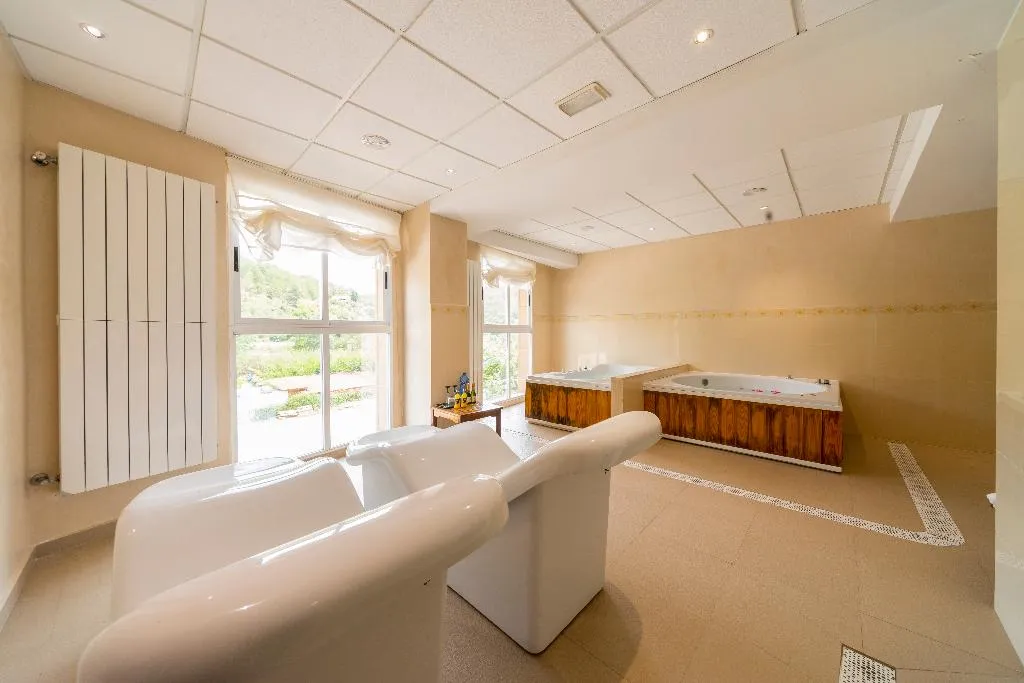 Sports and Entertainment, Hotel Rosaleda del Mijares, Valencia