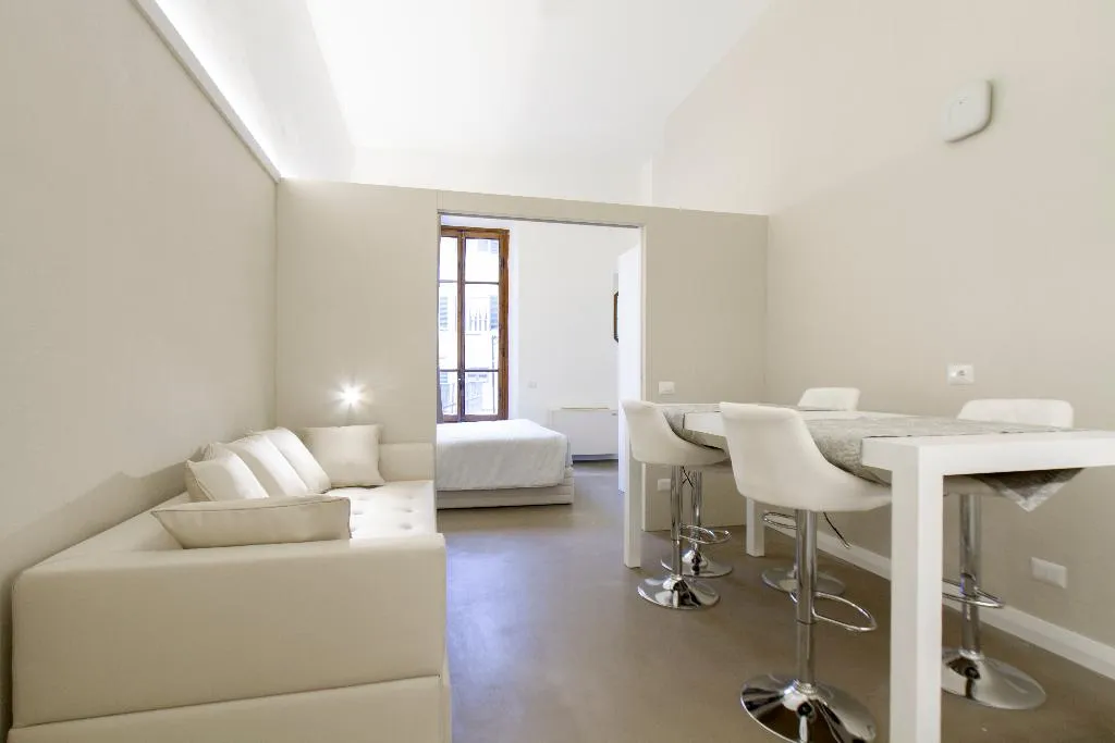 APARTMENT DELUXE TWO BEDROOM Room, Palazzo dei Ciompi, Florence
